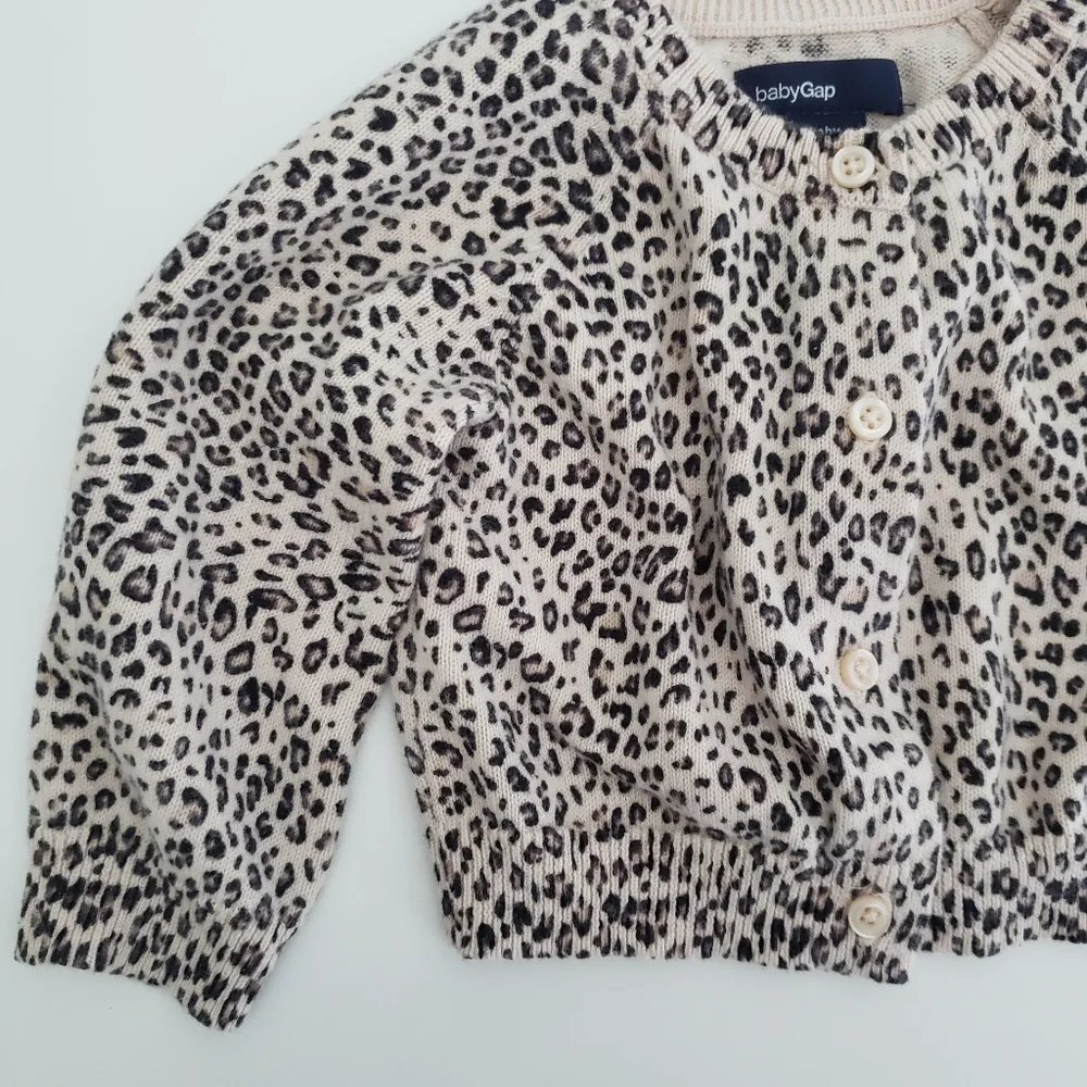 GAP cutest leopard